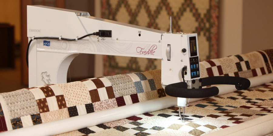 Should You Buy a Longarm Quilting Machine? - String & Story