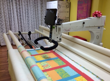 longarm giveaway, APQS, APQS Freedom, Freedom longarm machine, Corintha Russell, Honor Flight, Honor Quilt, Quilt Path