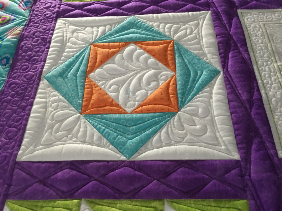 Tracey Russell, Whirls n’ Swirls Quilting, APQS Ontario, free quilt pattern, longarm quil pattern, machine quilting, quilting skills, skill builder, machine quilting