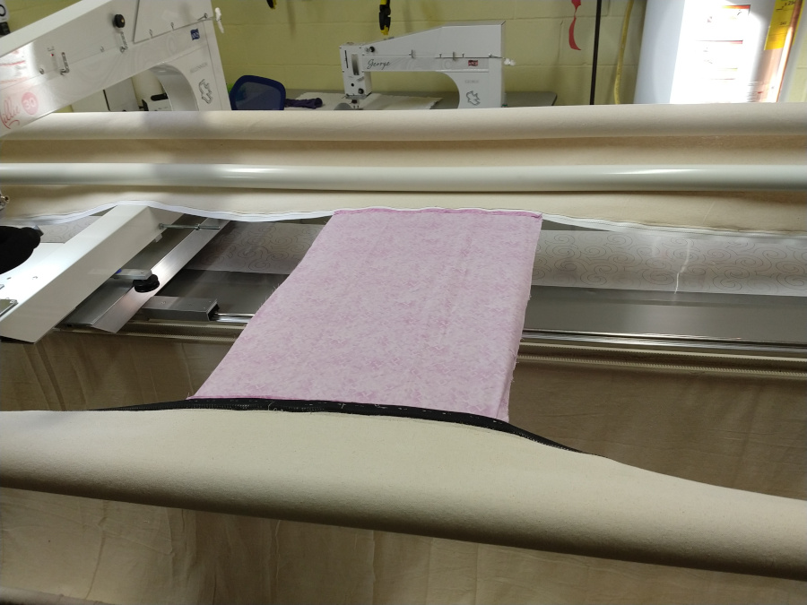 Longarmer Quilt Tip: How to Load the Frame - WeAllSew