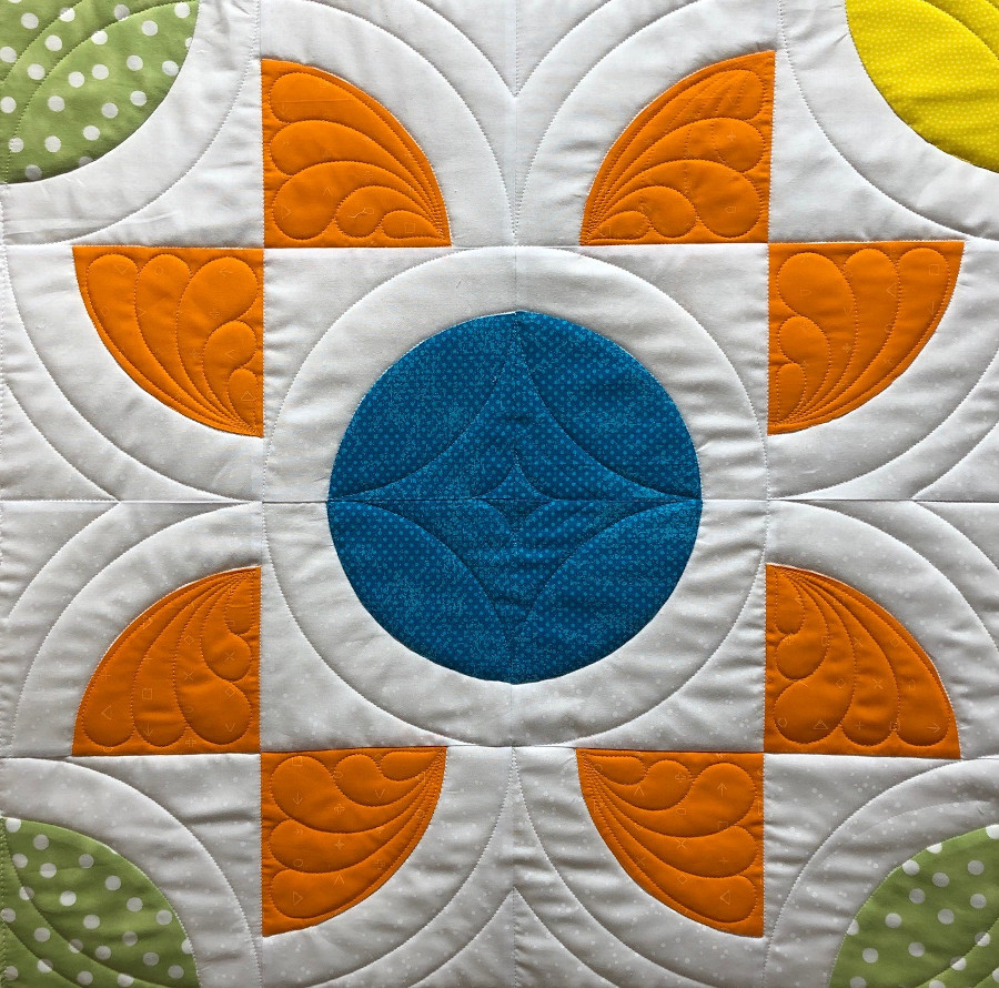 Quick Quilt Top Series feather detail.