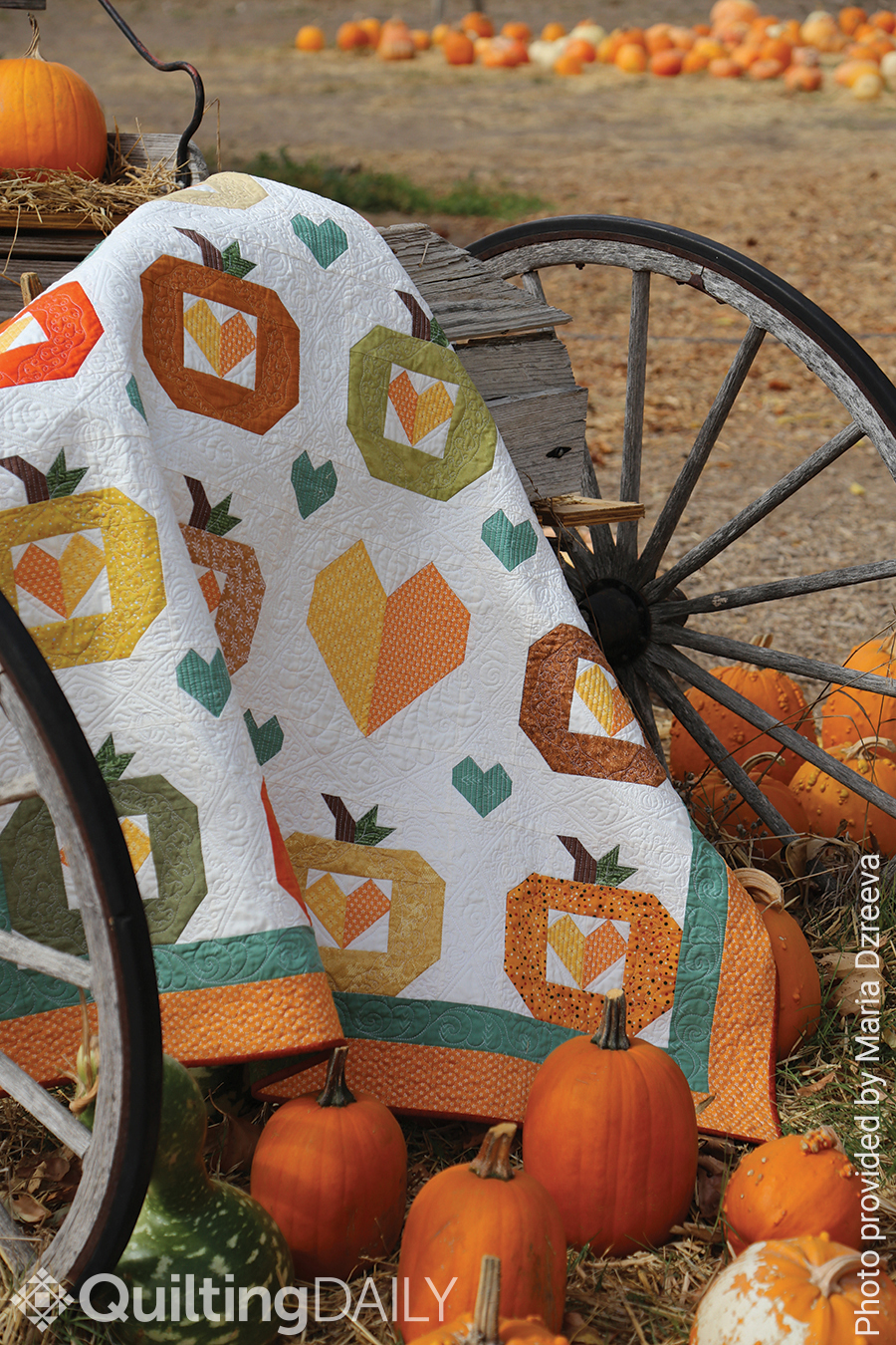 Free quilt pattern: Harvest Time - zoomed in view of the quilt