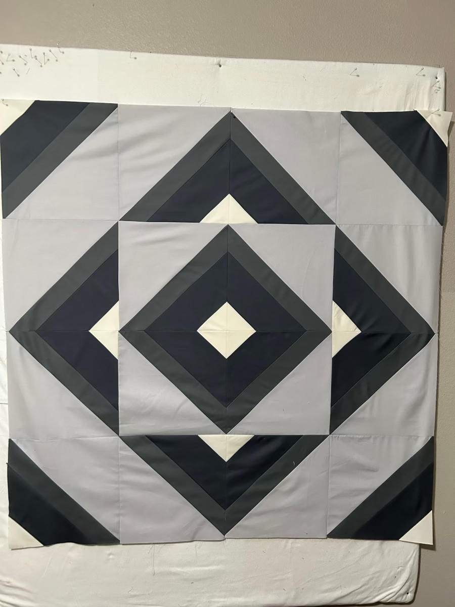Quick Quilt Top – Half Square Triangle Block: Help us pick a quilting design - half square triangle block quilt top